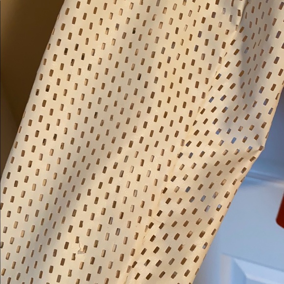 Blazer - Picture 3 of 4